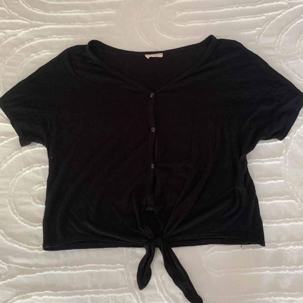 Black button down crop top